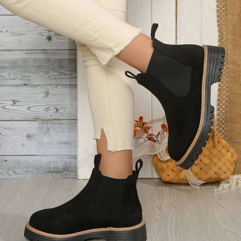 2025 Winter New Suede Round Head Women's Short Thick Bottom Casual Square Heel Fashion Boots