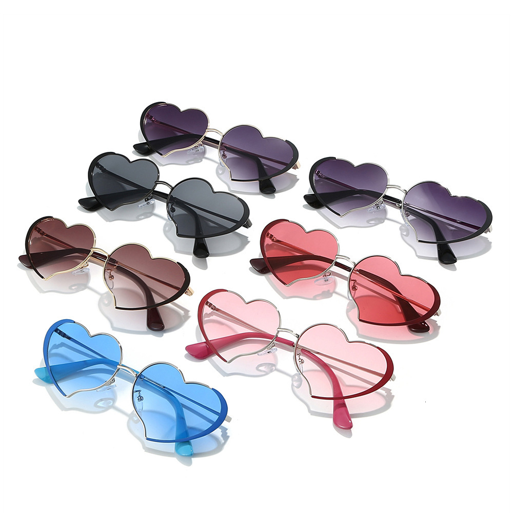 25 new European American metal frame heart-shaped sunglasses, unique and fashionable quirky sunglasses street photography, UV protection for trendy gi