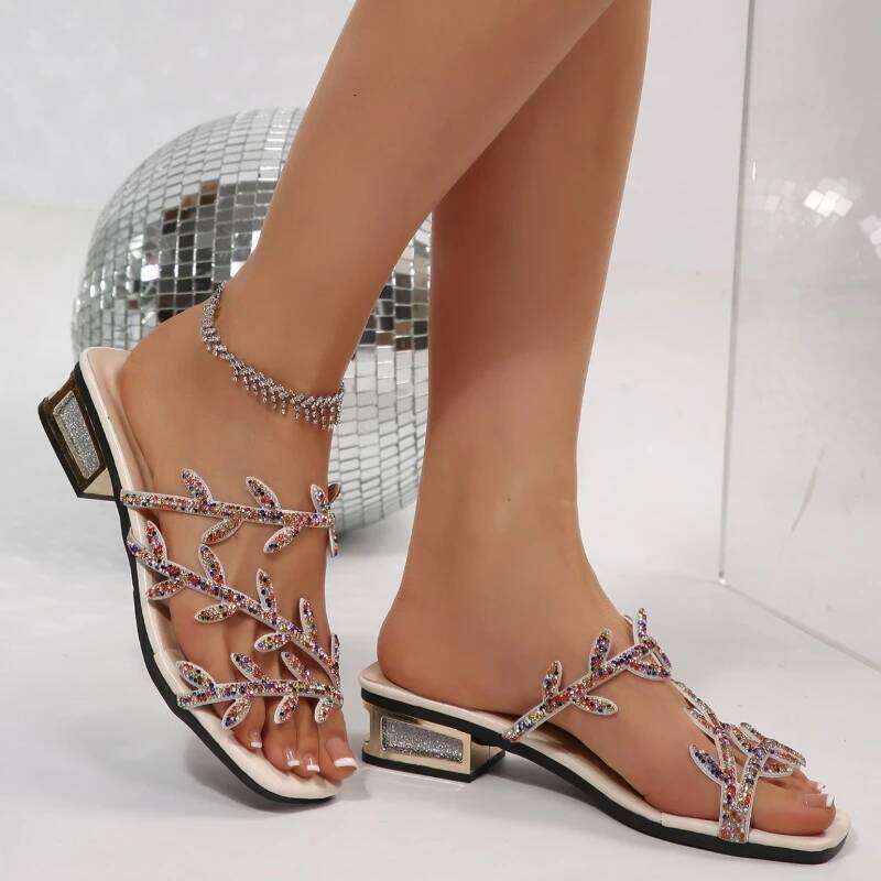 2026 Summer New Women's Fashion Design Casual Outdoor Simple Open toed Coarse Heel Sandals