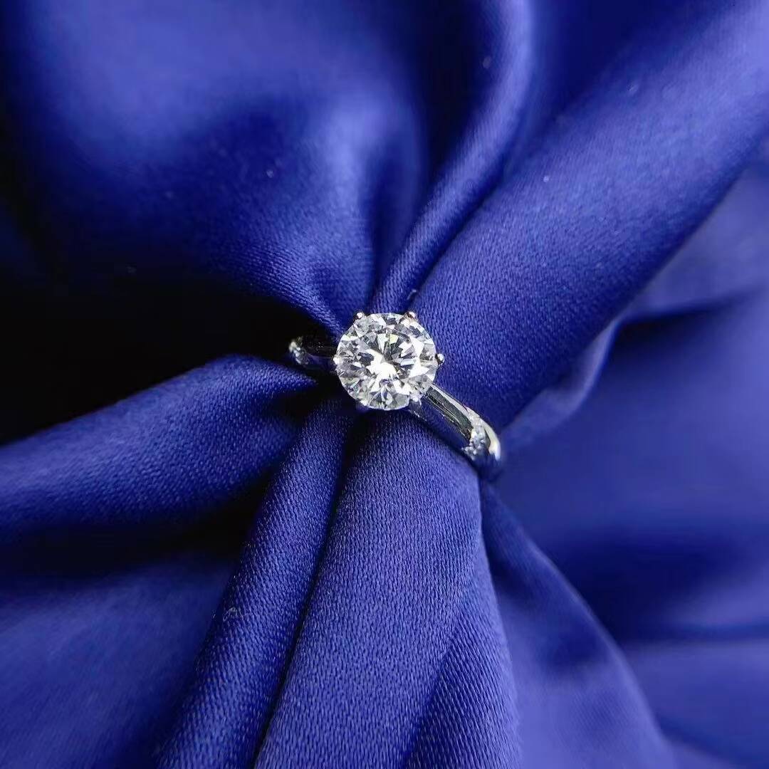 Hot Selling 1 Moissanite Engagement Wedding Ring New Design 5925 Silver Claw Religious Fine Ring