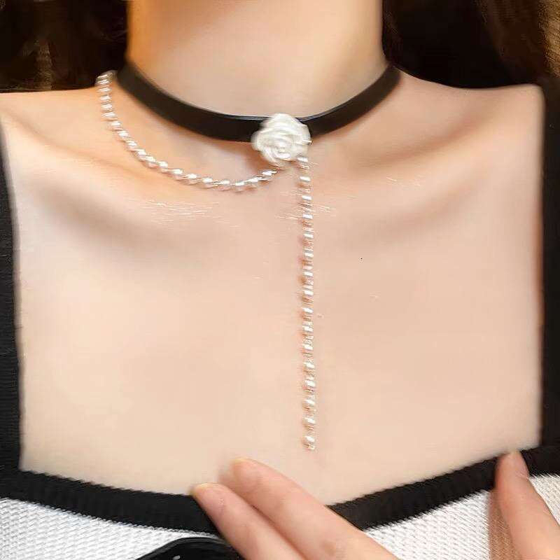 Rose flower pearl choker black collarbone fashion high-end chain neckband neck necklace accessory for women
