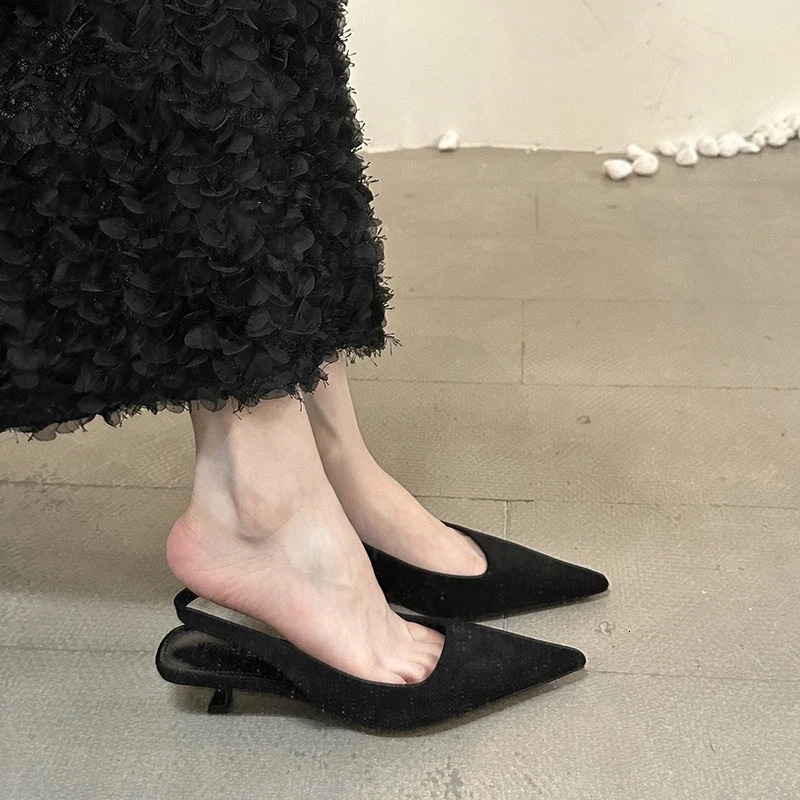 2026 Cover Toe Low Heel Women Sandals Fashion Leopard Singbacks Mules Shoes Female Elegant Party Dress Sandalias 260303
