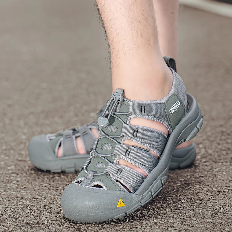 Fashion Mens Casual Mesh Outdoor Beach Sandals Light Breathable Shoe for Men Anti-slip Waterproof Sandal Man Comfortable Shoes 260227