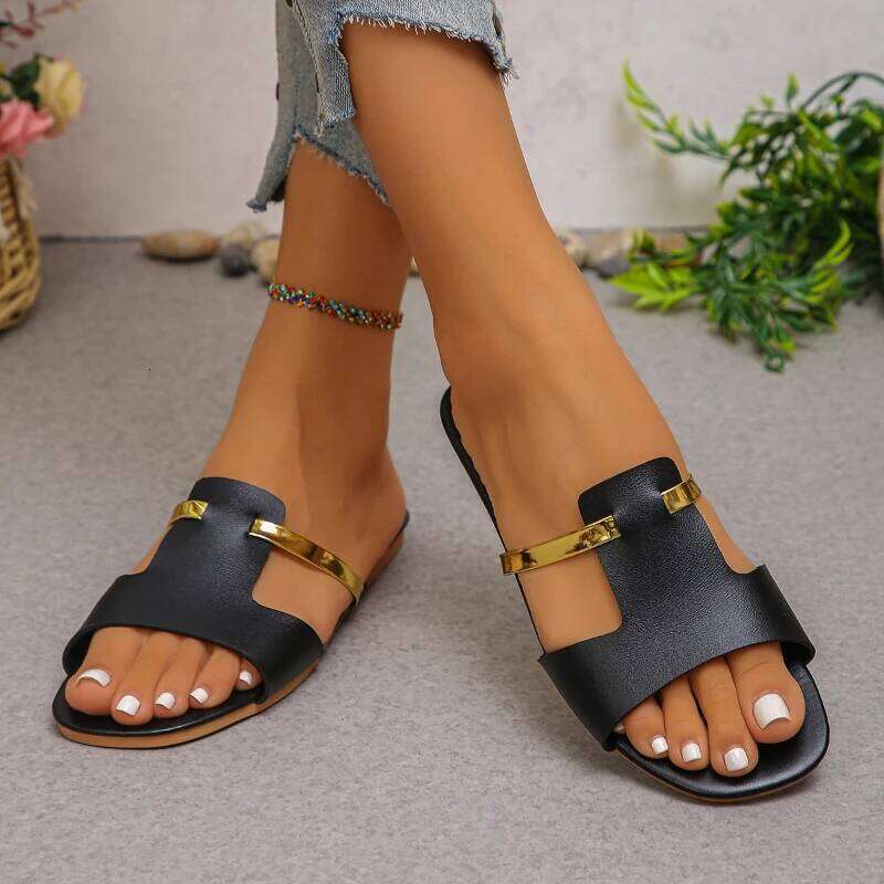 Summer 2025 Women's New Casual Simple Cool Dragging Outdoor Non slip and Wear resistant Flat Shoes