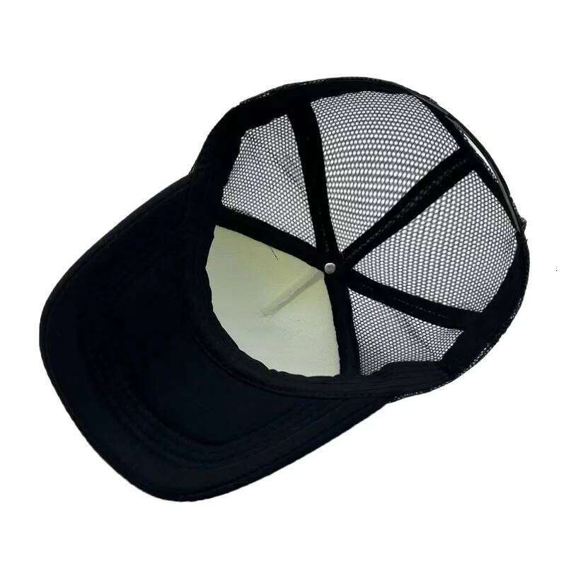 Unisex Letter Fish Embroidery Hip-hop Hats Spring Autumn Outdoor Adjustable Casual Baseball Caps Sunscreen Trucker Hat Y260304