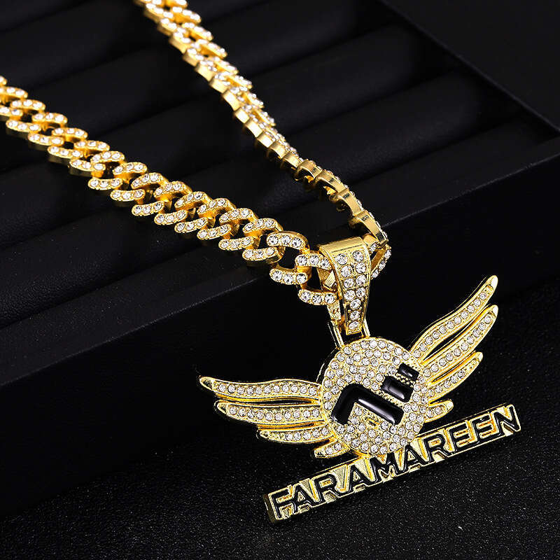 Diamond-encrusted wings, exaggerated necklace with letter pendant, high-quality electroplated Cuban color-retaining, light luxury collarbone chain, wh