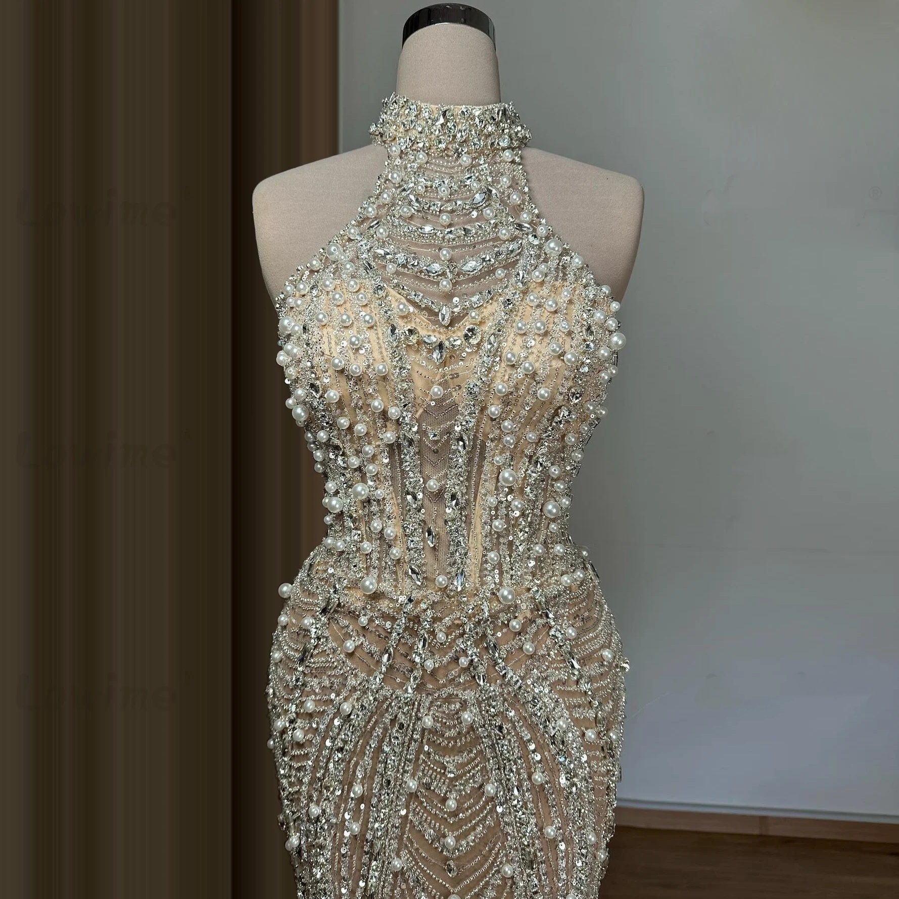 Graceful Evening Dresses For Women Crystal Pearls Beaded Gown High Collar Sleeveless See Through Sweep Train Dress Party Custom Made