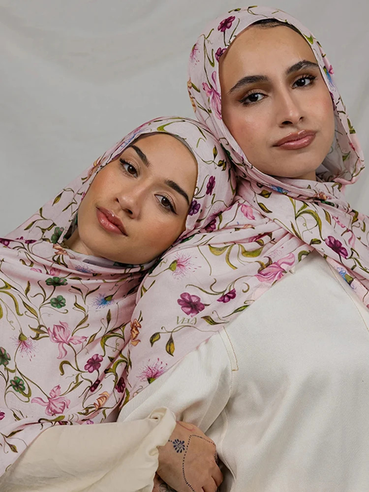 Bohemian Deer Print Hijabs Women Watercolour Shawl Soft Muslim Hijabs Modal Cotton Lightweight Wrap Autumn Headscarf Ramanda 260304