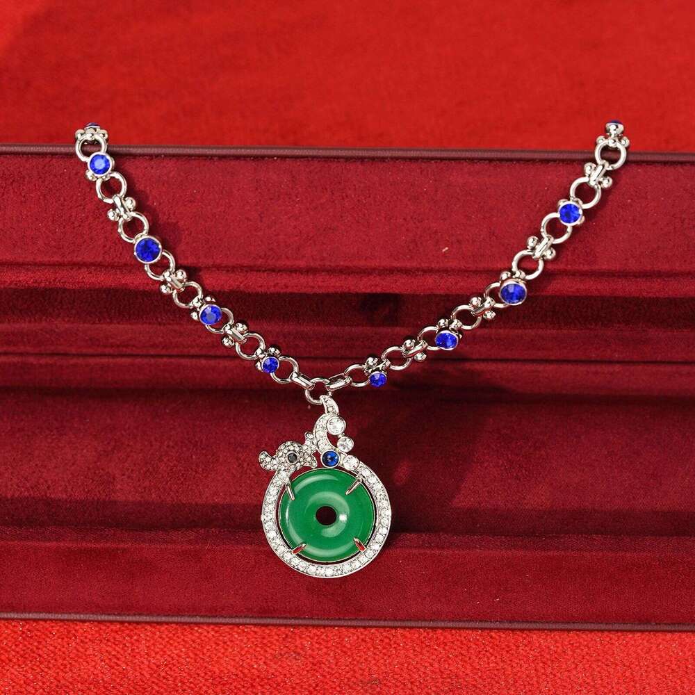 Vintage Chalcedony Peace Pendant Necklace Light Luxury Fashion Zircon Inlay Niche Design With High-End Feel High-Quality