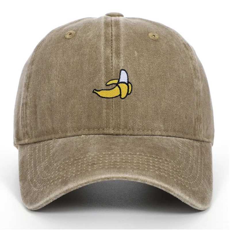 Banana Embroidered Baseball Hats for Men and Women Outdoor Sunshade Duck Tongue Hats Outdoor Travel S260306