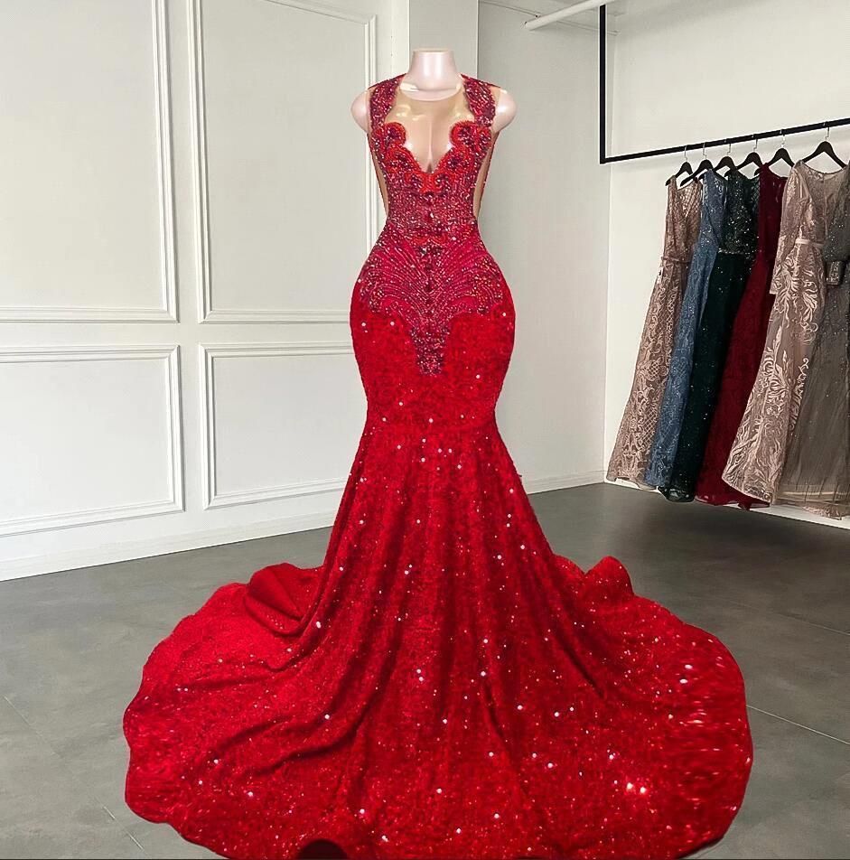 Sparkly Red Sequined Mermaid Prom Dresses 2026 For Black Girls Sheer Crew Neck Rhinestones Formal Party Dress Luxury Beaded Evening Gowns BC18507