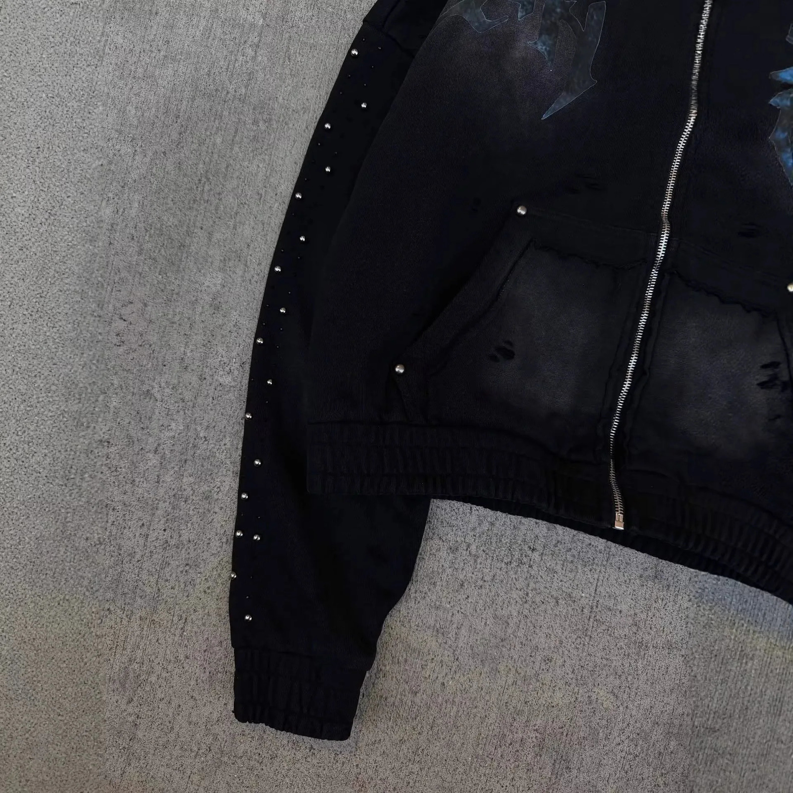 2026 Personalized Rhinestone Hoodie Retro Street Fashion Long Sleeve Pullover Loose Versatile Casual Outerwear 260228