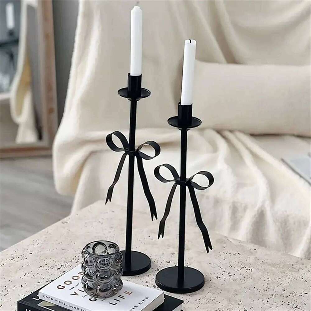 Metal Pillar Candles Modern Bow Iron Black Candlestick Home Decor Festival Wedding Dining Table Candle Holder XJ260305