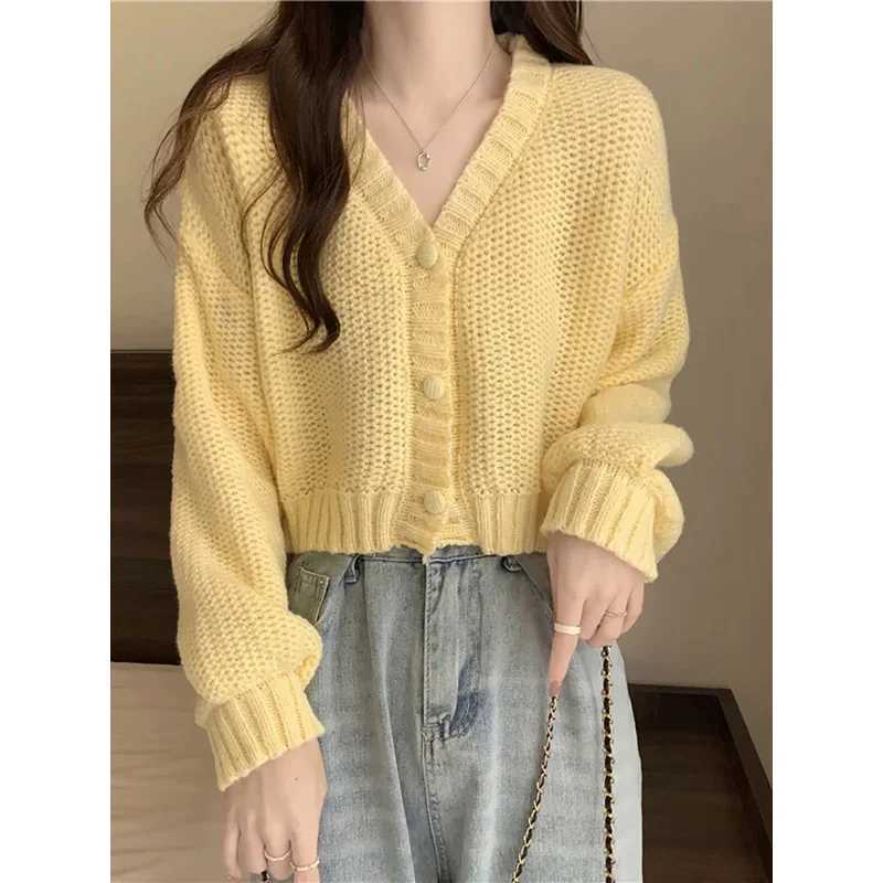 Women sweater cardigans V-neck button up casual knit sweet cardigan coat for woman 2024 Autumn Winter M260306