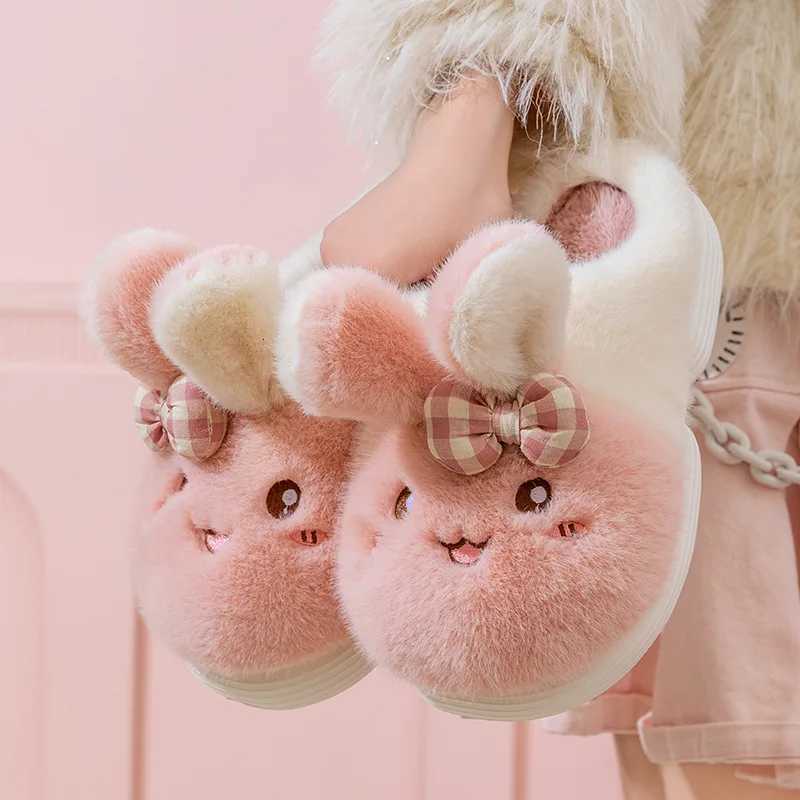 Cute Velvet Cotton Slippers for Girl Winter Wear Outside Kawaii Anti-Slip Home Indoor Thick Sole Cartoon Animals Cotton Slippers S260305