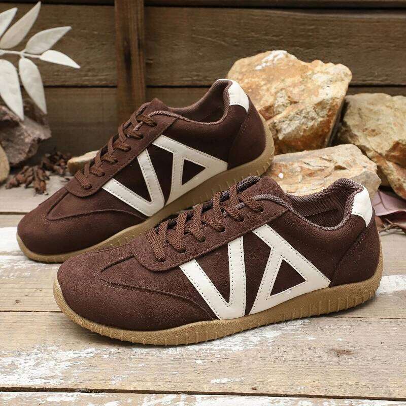 2025 New Spring and Autumn Lightweight Anti slip Sports Fashionable Retro Hot Selling Casual Shoes
