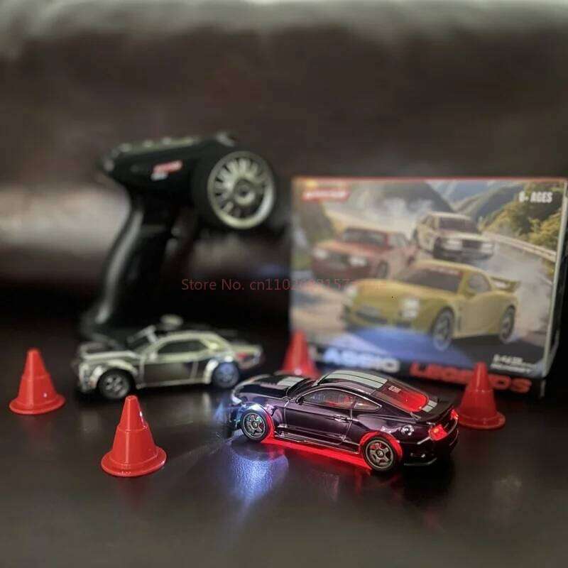 New 1:43rc Semi Proportional Drift Control Car Mini Simulation Mustang Gt Four-Wheel Drive Lighting Desktop Remote Contro C260305