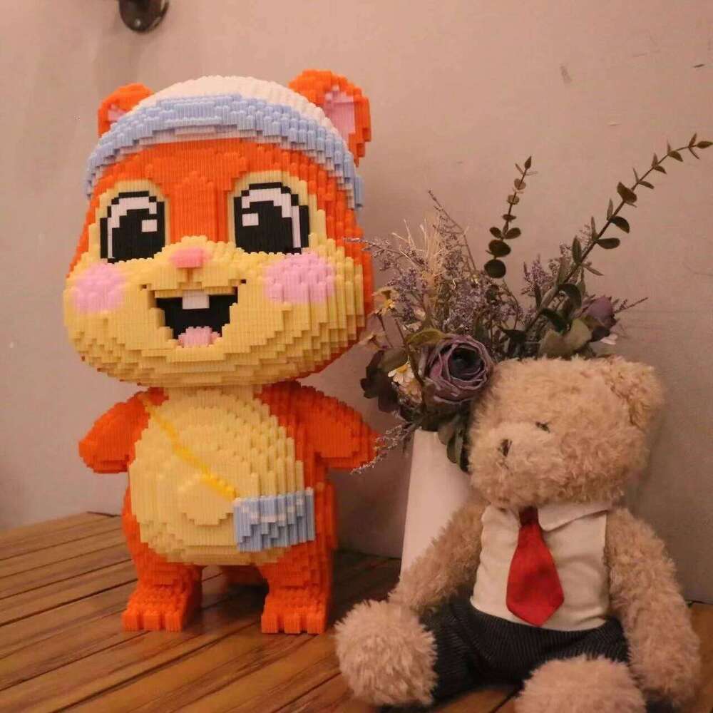 8136 Pieces Squirrel Animal Building Block Model Room Decoration Birthday/Halloween/Valentine's Day/Christmas/Christmas Holiday Z260305