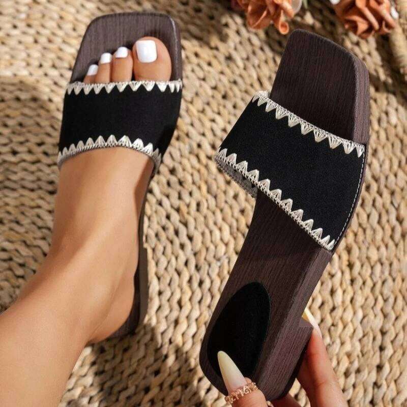 2026 Summer Retro Straw Flat Chunky Platform Slip-on Slipper Sandals Walking Comfy Leisure Beach Fashion Shoes