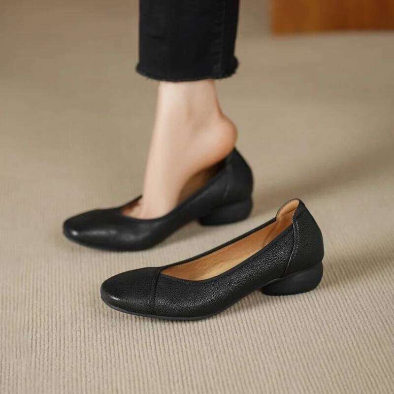 Best-Selling Comfortable Soft-Sole Flats for Women, 2025Autumn New Style, Low-Heel Soft-Leather Shoes, Chunky Heel Slip-On Shoes