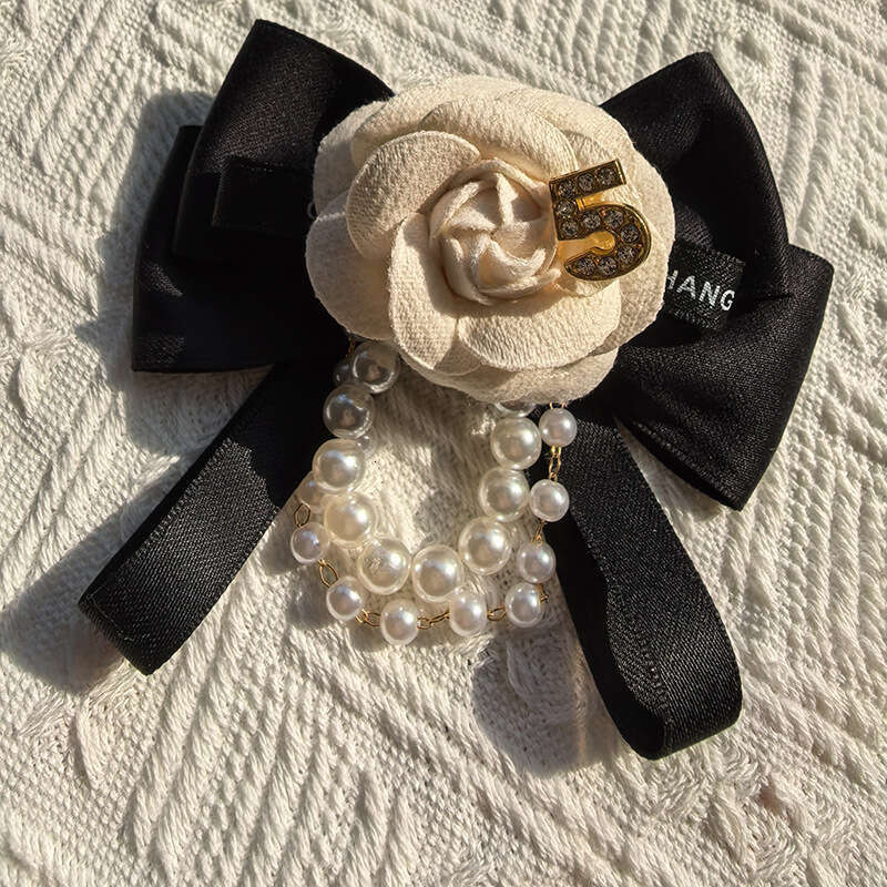 2025 New Camellia Bowknot Fashion Versatile Bow Tie Flower Pearl Brooch