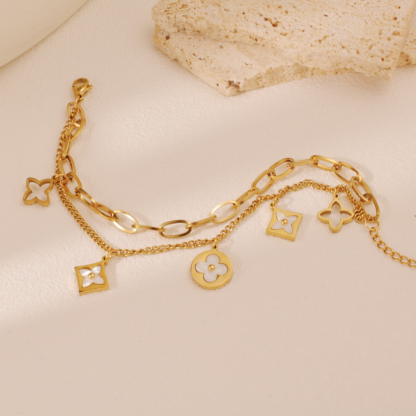 Luxury Brand Designer Jewelry New European And American Cross-Border Jewelry Bestseller: Titanium Steel Bracelet, Korean Style, Elegant Titanium Steel