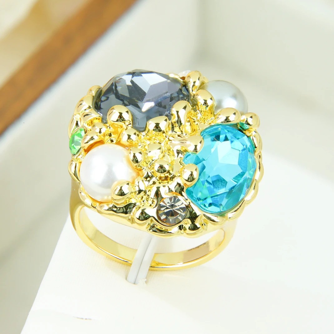 Exquisite Colored Crystal Gold Ring 14k European Italian Fashion Zirconia Cocktail Ring Trendy Statement Jewelry 260302
