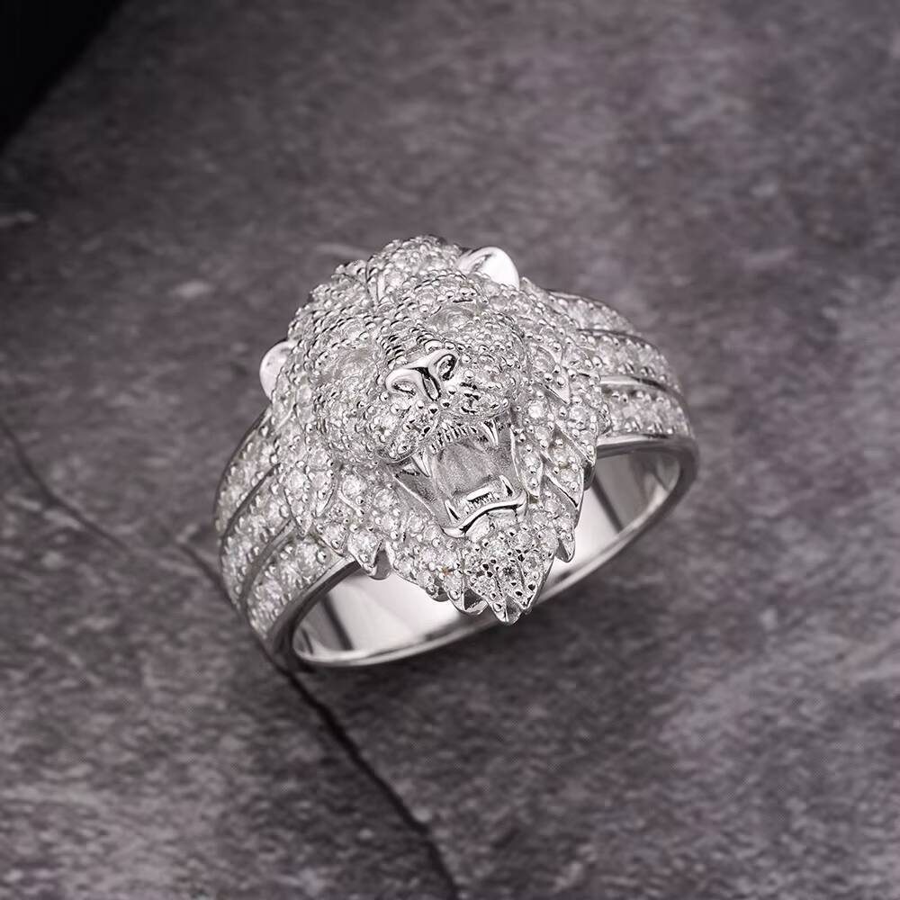 New Arrival Hiphop Fashion Fully Iced Out VVS Moissanite 925 Sterling Silver Mens Lion Ring