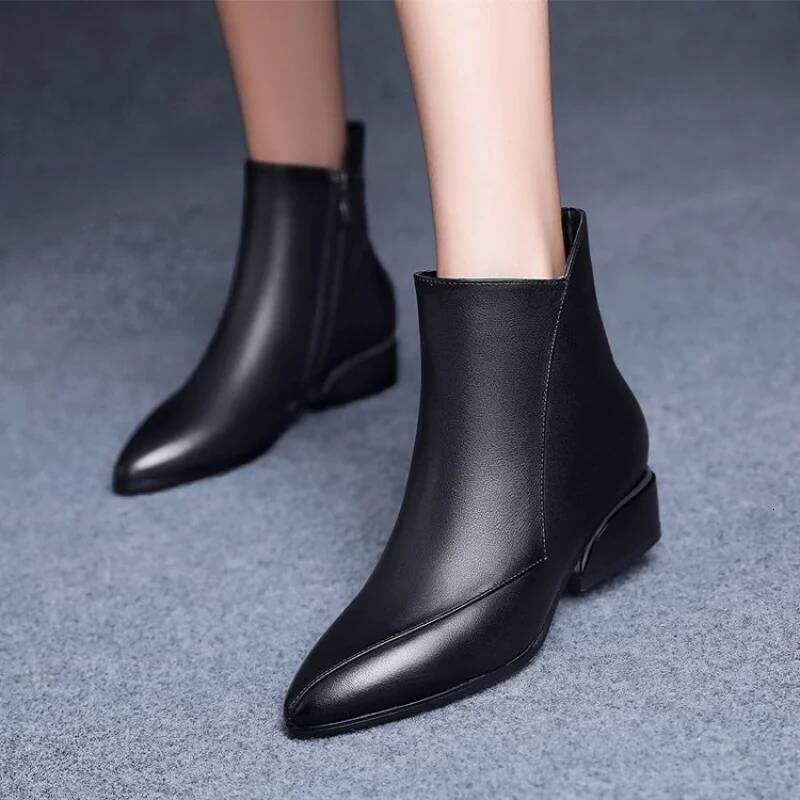 2025 Autumn & Winter New British Style Slim-Fitting Women's Ankle Boots - Pointed Toe, Side Zipper, Black