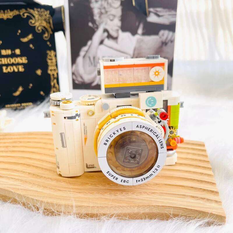 Creative Building Blocks Mechanical Universe Retro Camera Assembled Handmade Model Ornaments DIY Educational Leisure Toys Z260306