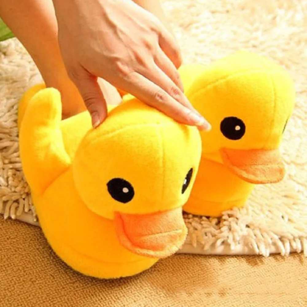 Slippers Winter Warm Couple Big Yellow Duck Cotton Shoes Cartoon Cute Little Yellow Duck Doll Home Slippers For Man and Women S260305