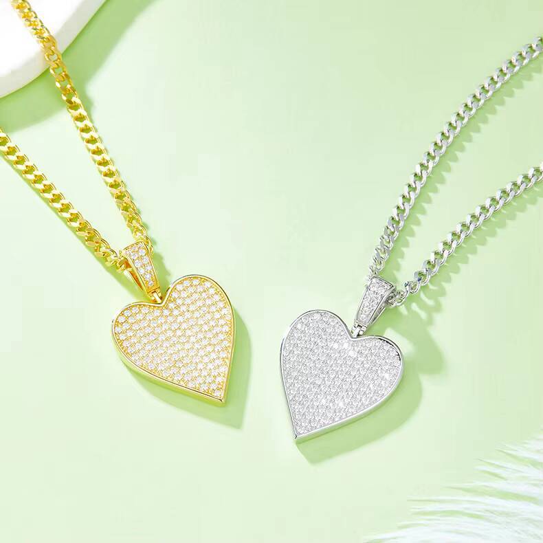 Heart Hip Hop Necklace with S925 Silver Pendant Set with Moissanite