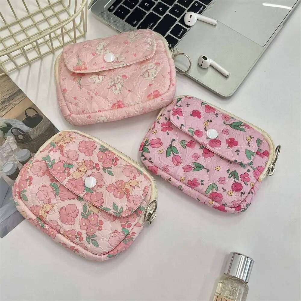 Gifts Cartoon Floral Portable Multifunctional Key Coin Purse Quilted ID Holder Card Hold C260304