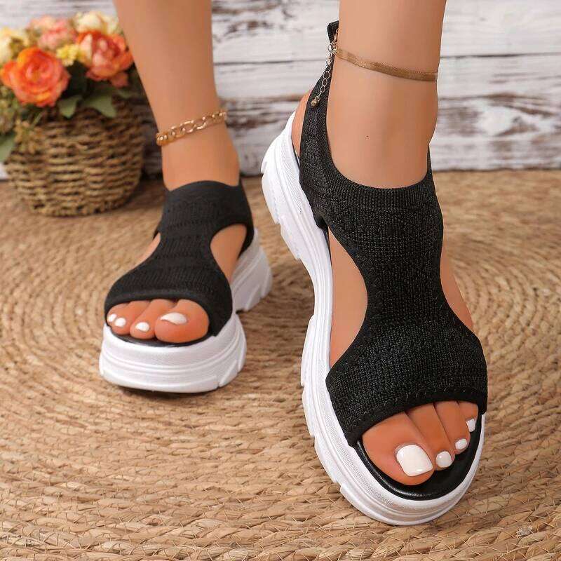2026 Summer New Fashionable Solid Color Thick Bottom Sandals Outdoor Comfortable Breathable Open toed Lightweight Casual Shoes