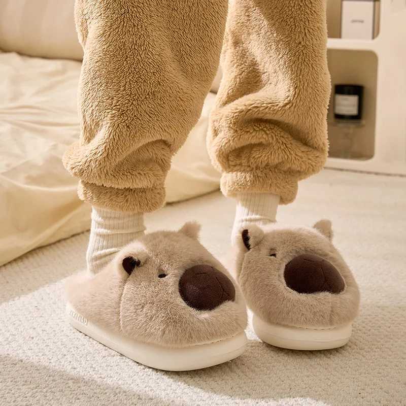 Plush Capybara Slippers Thermal Home Slippers Cute Fluffy Couple Slippers Comfortable Furry Walking Shoes Non-Slip for Men Women S260305