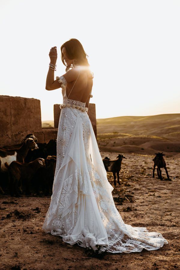 2026 Bohemian Dresses Spaghetti Lace Hand Made Flower Applique Chiffon Backless Bridal Gowns Plus Size Country Mermaid Wedding Dress