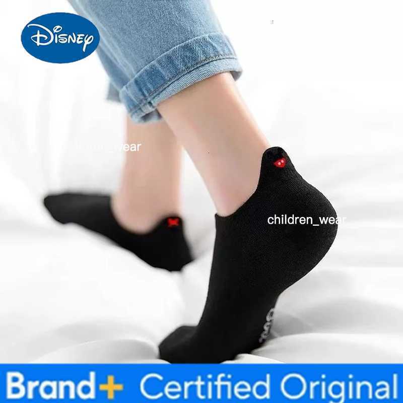 Disney 4 Pairs Cartoon Women Socks Low Tube Boat Socks Cartoons Embroidery Mouse Funny Ankle Socks Cotton Low Cut Kawii Socks H2603061