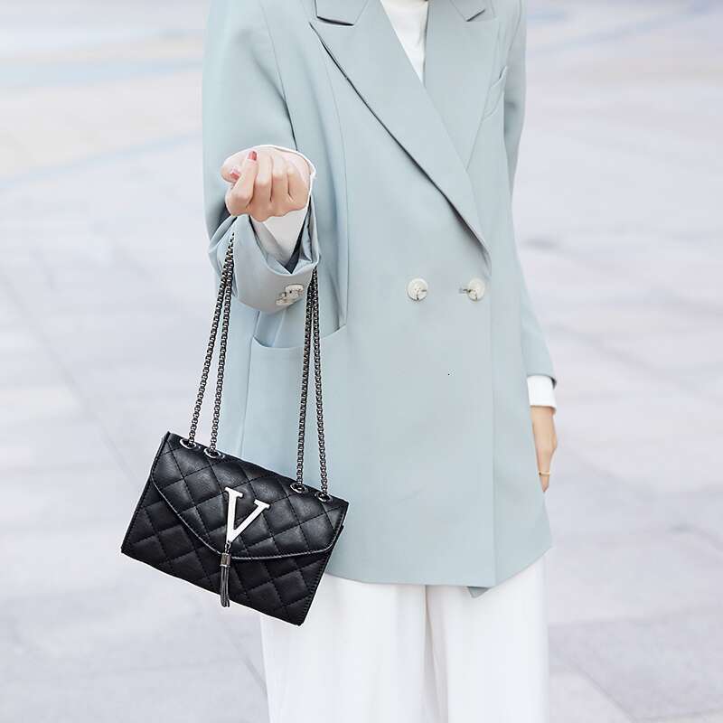Kingsons Black Luxury Handbags And Purse Women PU Leather Messenger Shoulder Plaid Female Crossbody Bag Tassel Quilted Brand XIU LAI SI