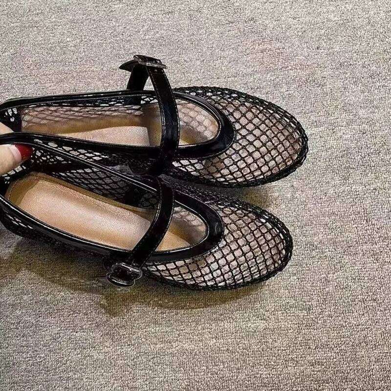2026 Ballet Flat Mesh Women's Fishnet Shoes Large Round Head Breathable and Comfortable Outdoor Flats Sneaker