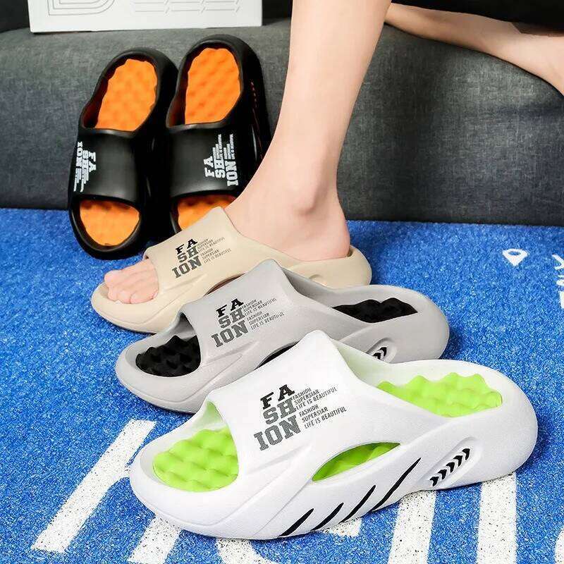New Summer Man Massage 2025 Indoor Outdoor Beach Soft Bottom Casual Slippers Male Flip Flops Mens Sandals