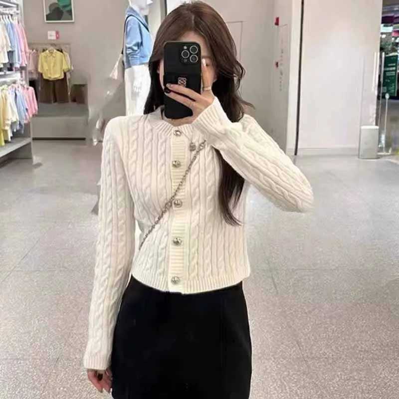 Korean Chic Cropped Sweater Jacket for Women Simple All-Match Round Collar Twist Knitted Cardigan Autumn Winter Buttons Knitwear M260306