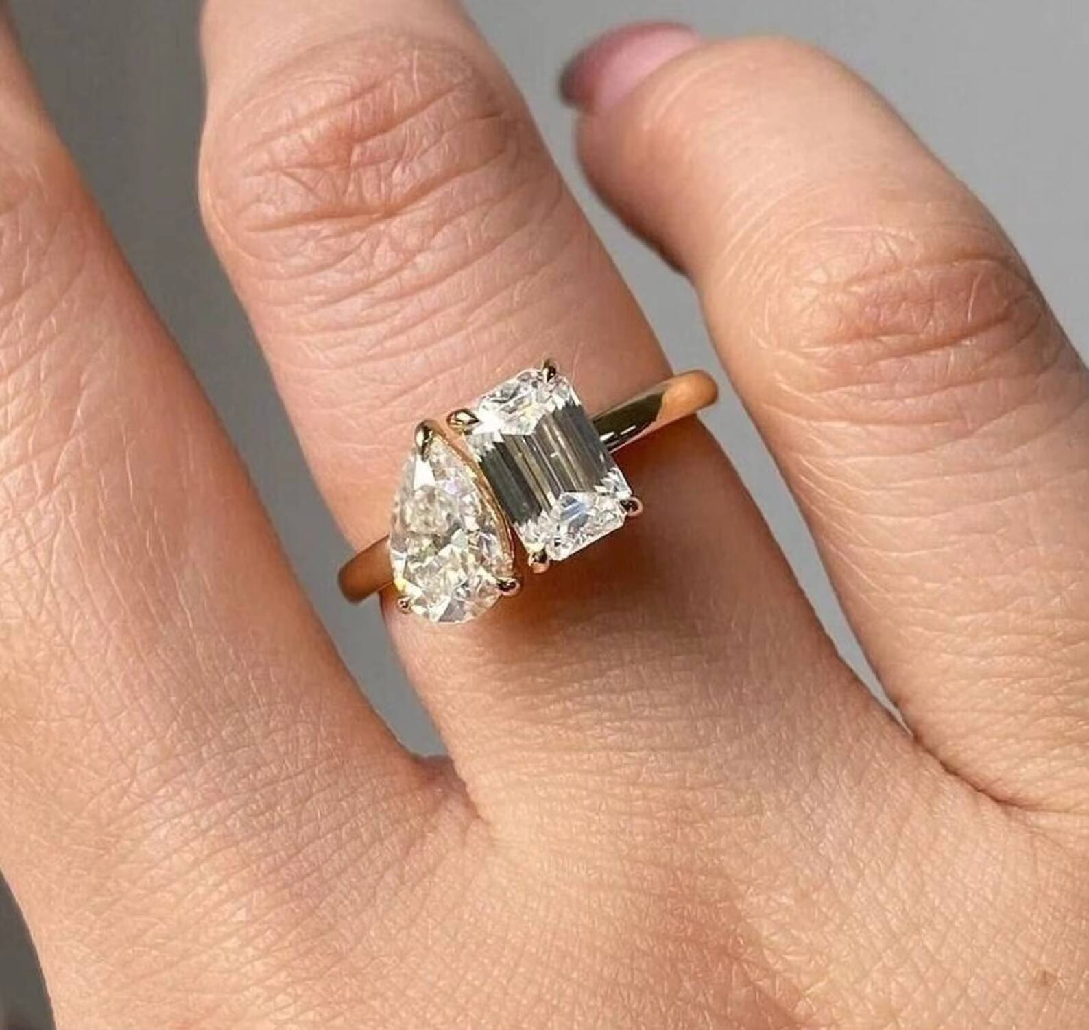 10k 14k 18k Solid Real Gold Vvs Moissanite Diamond Toi Et Moi Engagement Ring Pear Moissanite Two Stone