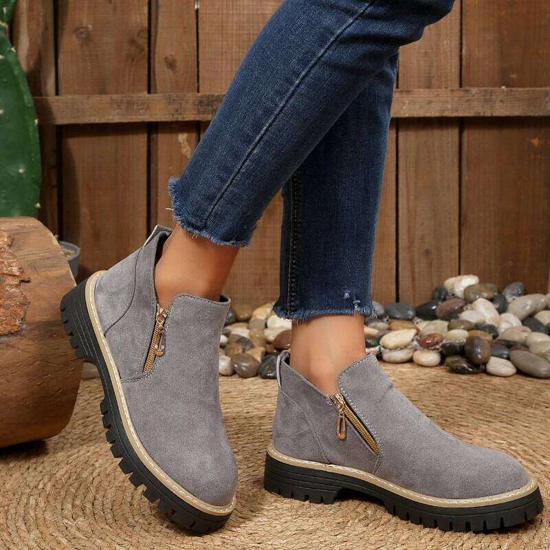 2026 new hot selling simple fashionable short plus size thick soled comfortable and non slip women's boots