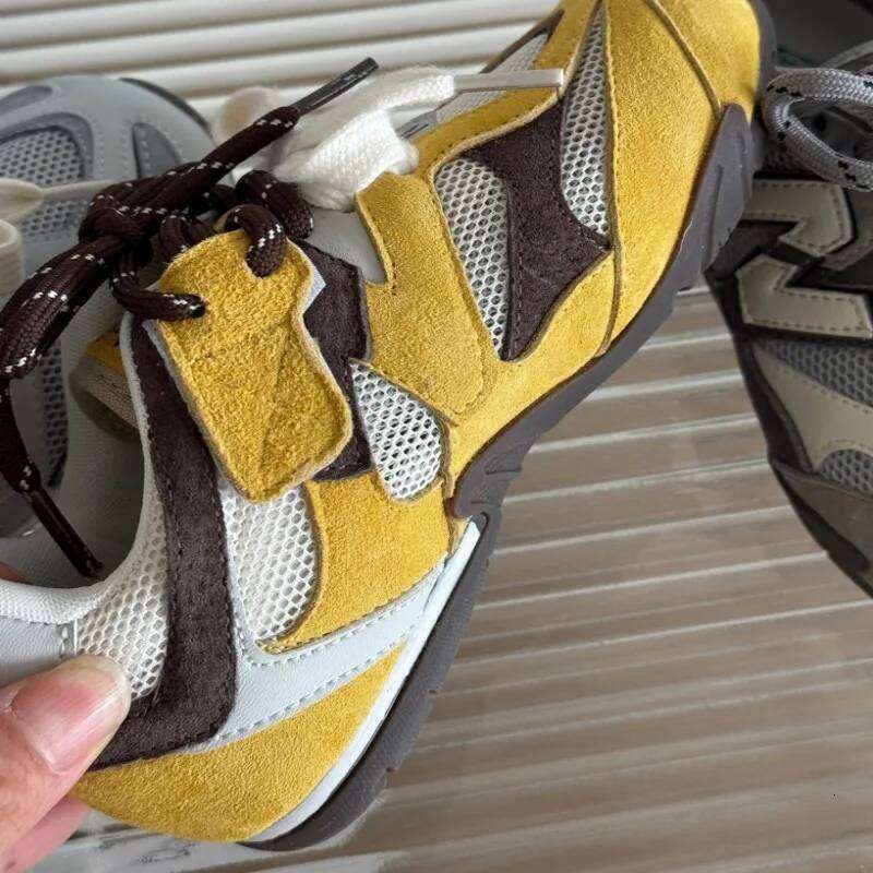 Children's sports spring summer 2026 retro style single mesh breathable casual boys girls soft soled panel shoes 26Y0304