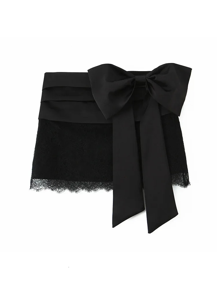 Women Autumn Lace Bodysuit Womens Bodysuit Black Cutwork O-Neck Long Sleeves BodysuitsSplicing Mini Skirt Suit 260304