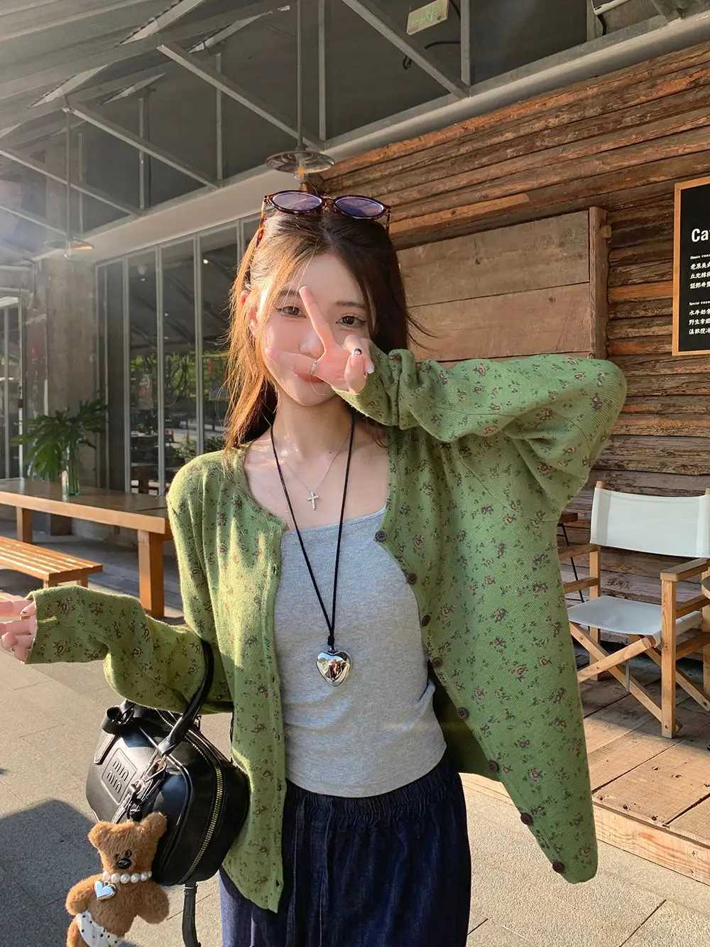 Lazy Style Sweet and Spicy Round Neck Green Floral Fresh Knit Cardigan Sweater Jacket Womens Outerwear Long Sleeved Top M260306