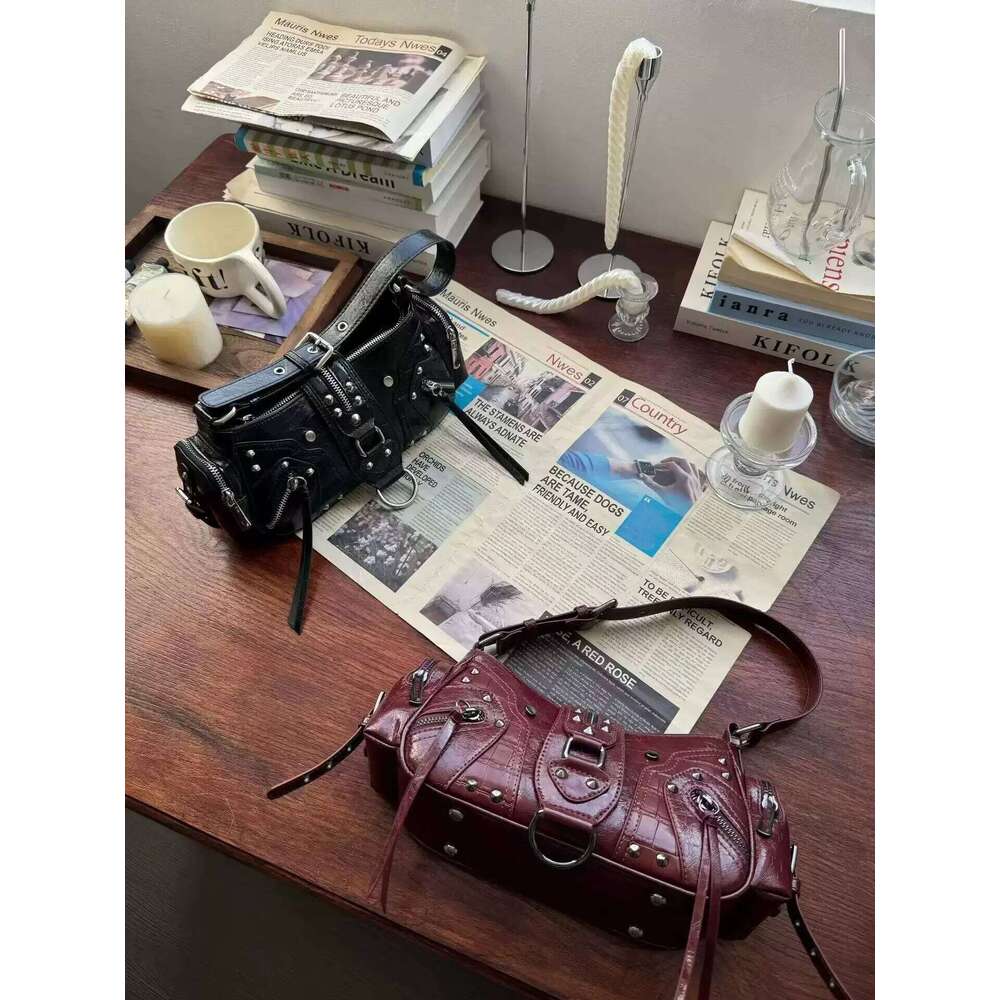 Women S Y K Studded PU Leather Shoulder Purse Gothic Punk Vintage Rivet Handbag Black Bag With Spikes Luxury Underarm Bags TIANOUDAISHU