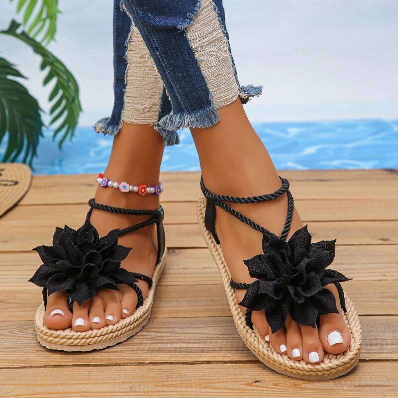 2026 Summer New Women's Fashion Casual Open toed Outdoor Non slip Wear resistant Beach Sandals