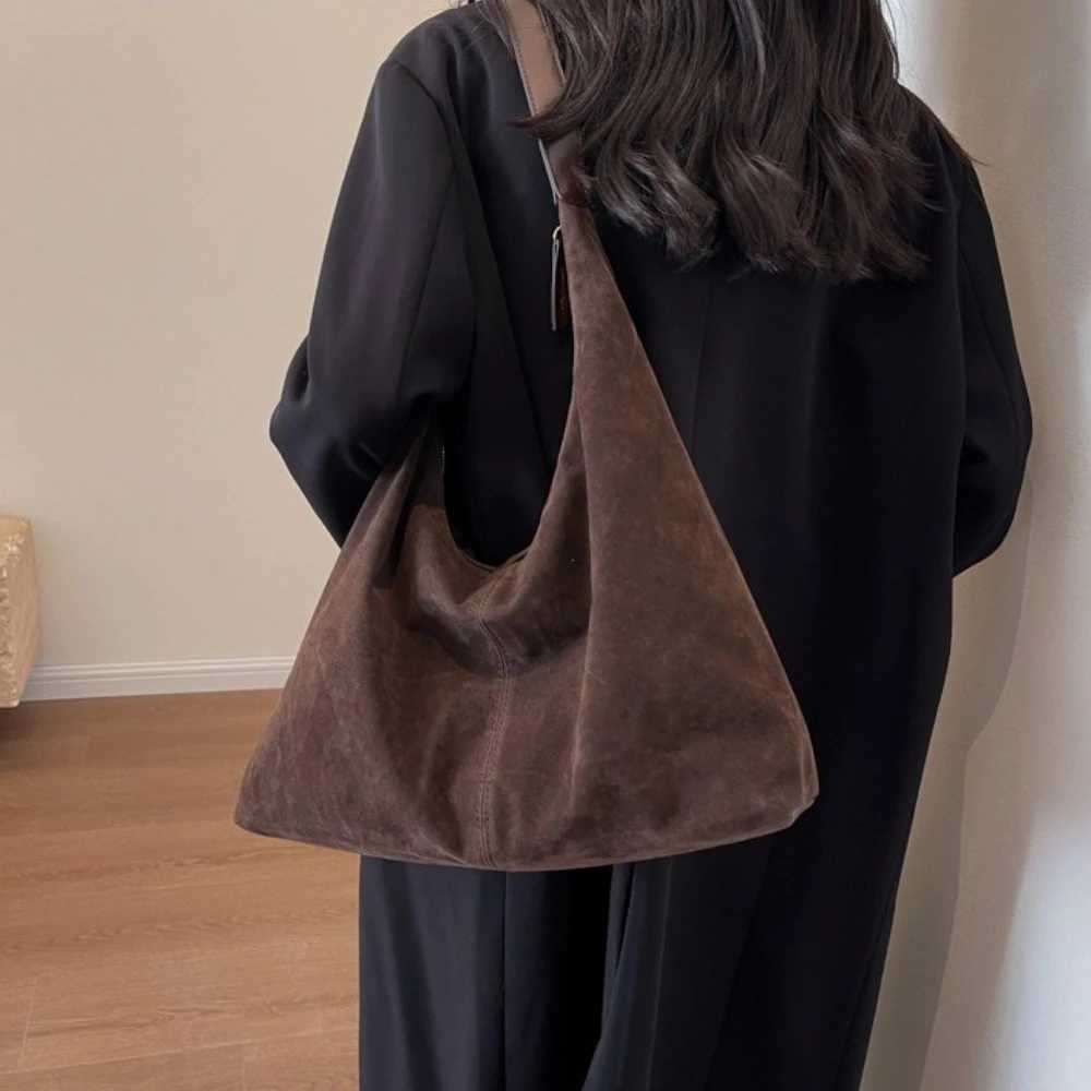 Women Suede Shoulder Bag with Zipper Large Capacity Handbag Slouchy Bag Commuter Travel Bag Purses and Handbags H260306