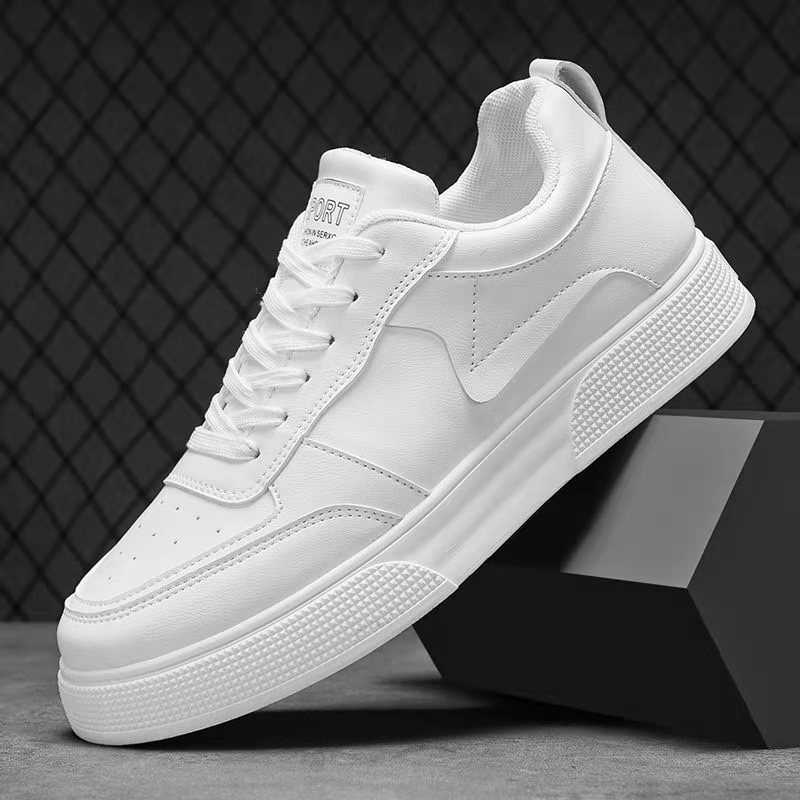 Free Shipping 2026 New Casual Shoes Fashion Skateboard Shoes Large Size Comfortable Breathable Leather White Designer Sneakers for Men